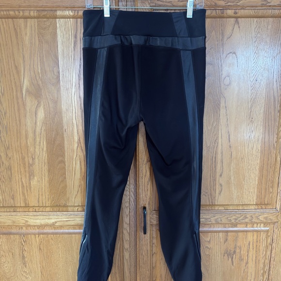 Athleta Luxe Ponte Leggings Medium NWOT - Picture 2 of 8